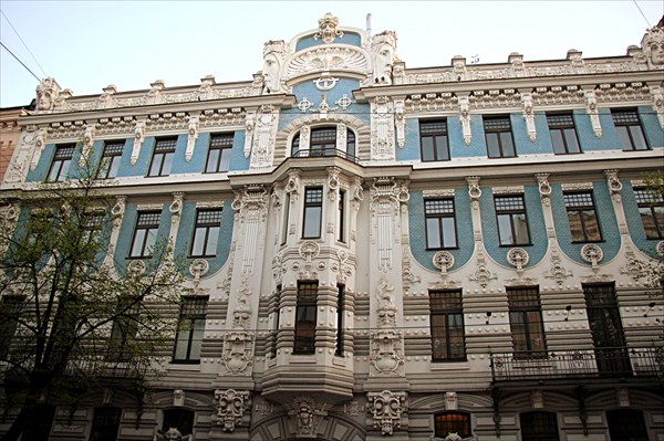 397-Элизабетес, 10В